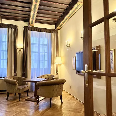 Traditional Apartment